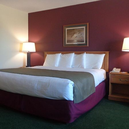 Americinn By Wyndham Madison Sd Екстериор снимка