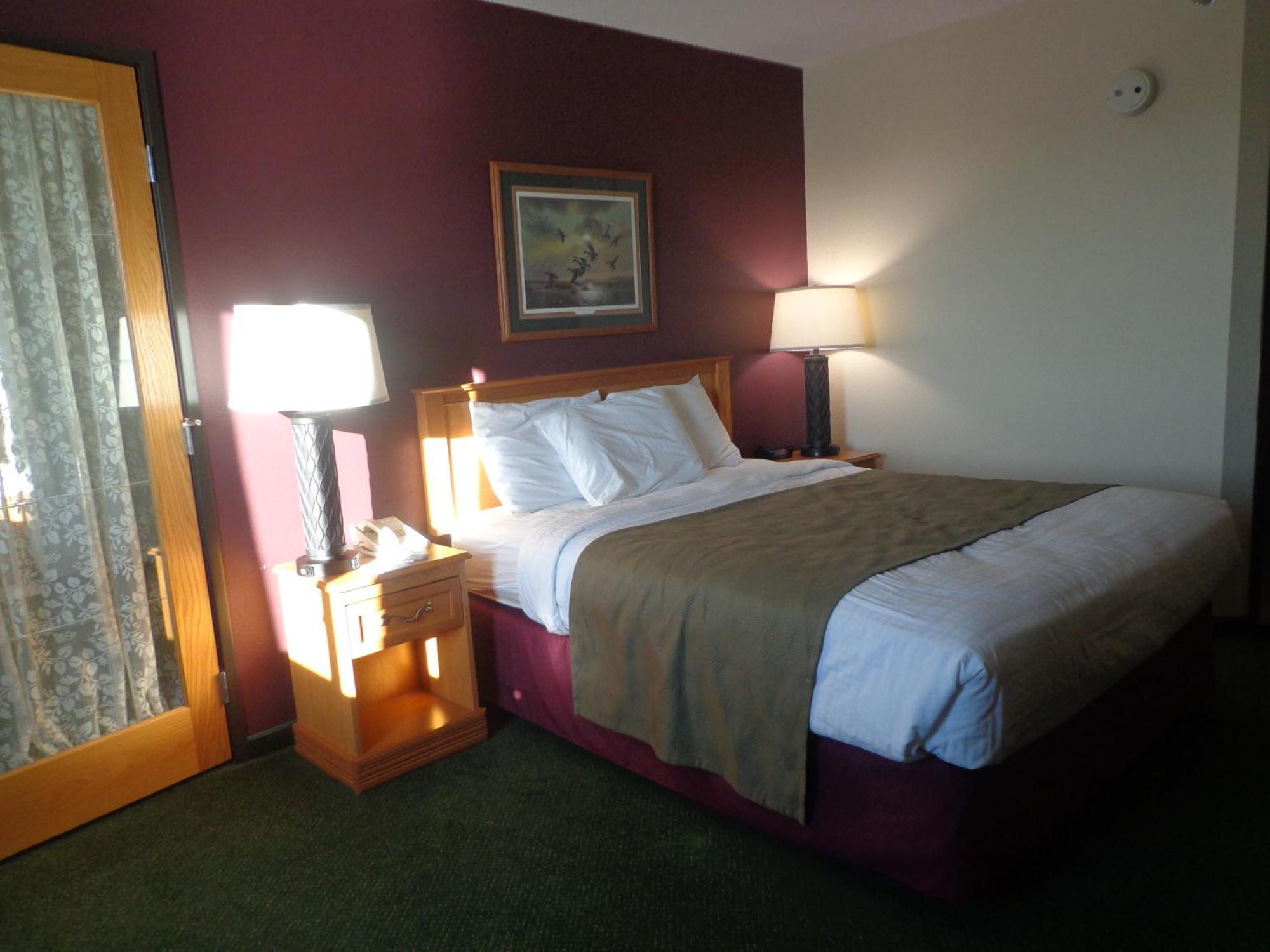 Americinn By Wyndham Madison Sd Екстериор снимка