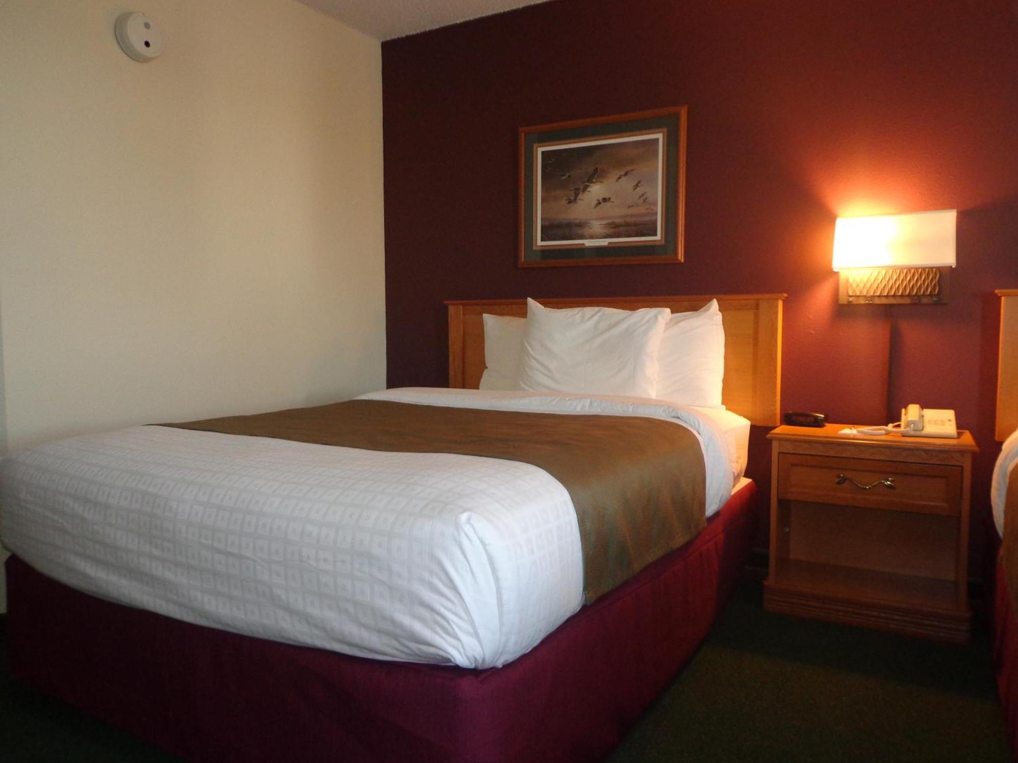 Americinn By Wyndham Madison Sd Екстериор снимка