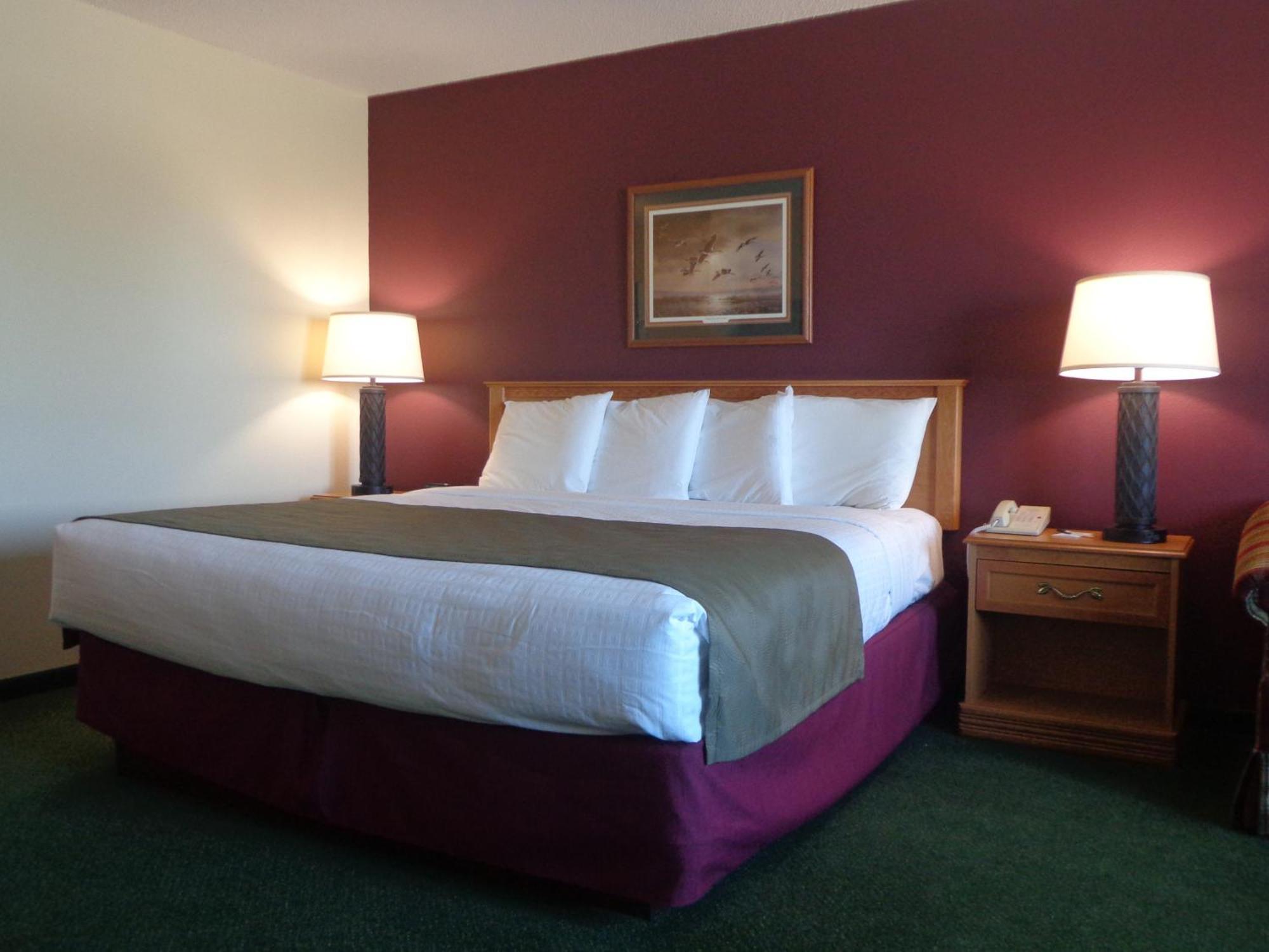 Americinn By Wyndham Madison Sd Екстериор снимка