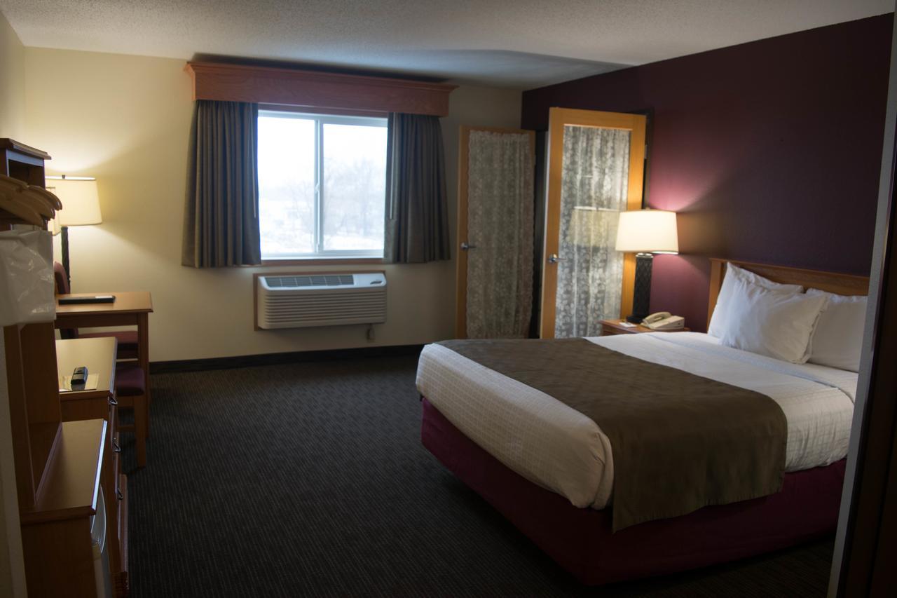 Americinn By Wyndham Madison Sd Екстериор снимка